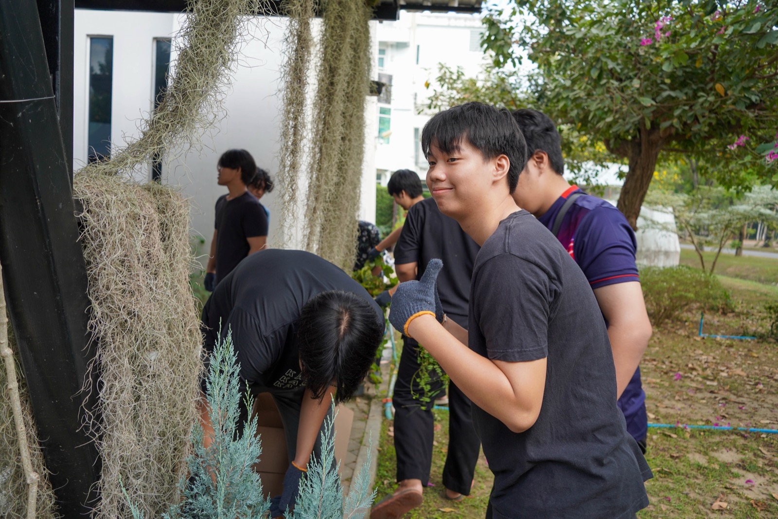 นิสิตสาขา ICT ร่วมกิจกรรมบำเพ็ญประโยชน์ อาคาร SC11