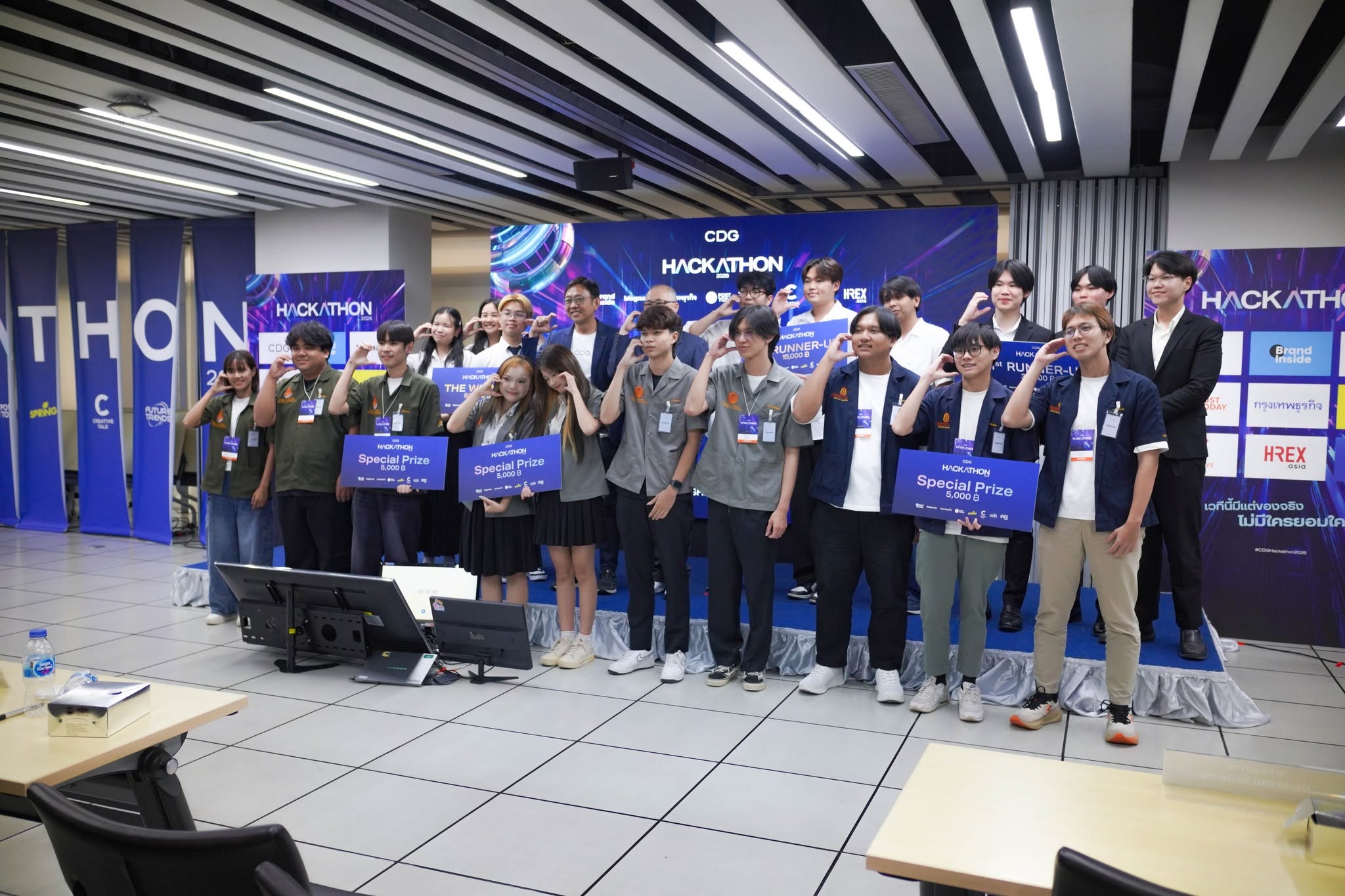 ทีมนิสิตรับรางวัล Special Prize ในงาน CDG HACKATHON 2026